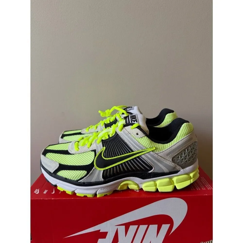 Nike Zoom Vomero 5 Volt Black FB9149-701 Men’s Size 10